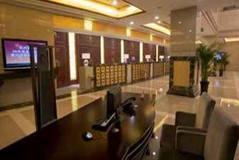 Howard Johnson Tech Center Plaza هافي المظهر الداخلي الصورة