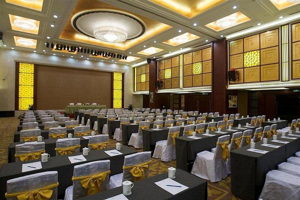 Howard Johnson Tech Center Plaza هافي المظهر الخارجي الصورة